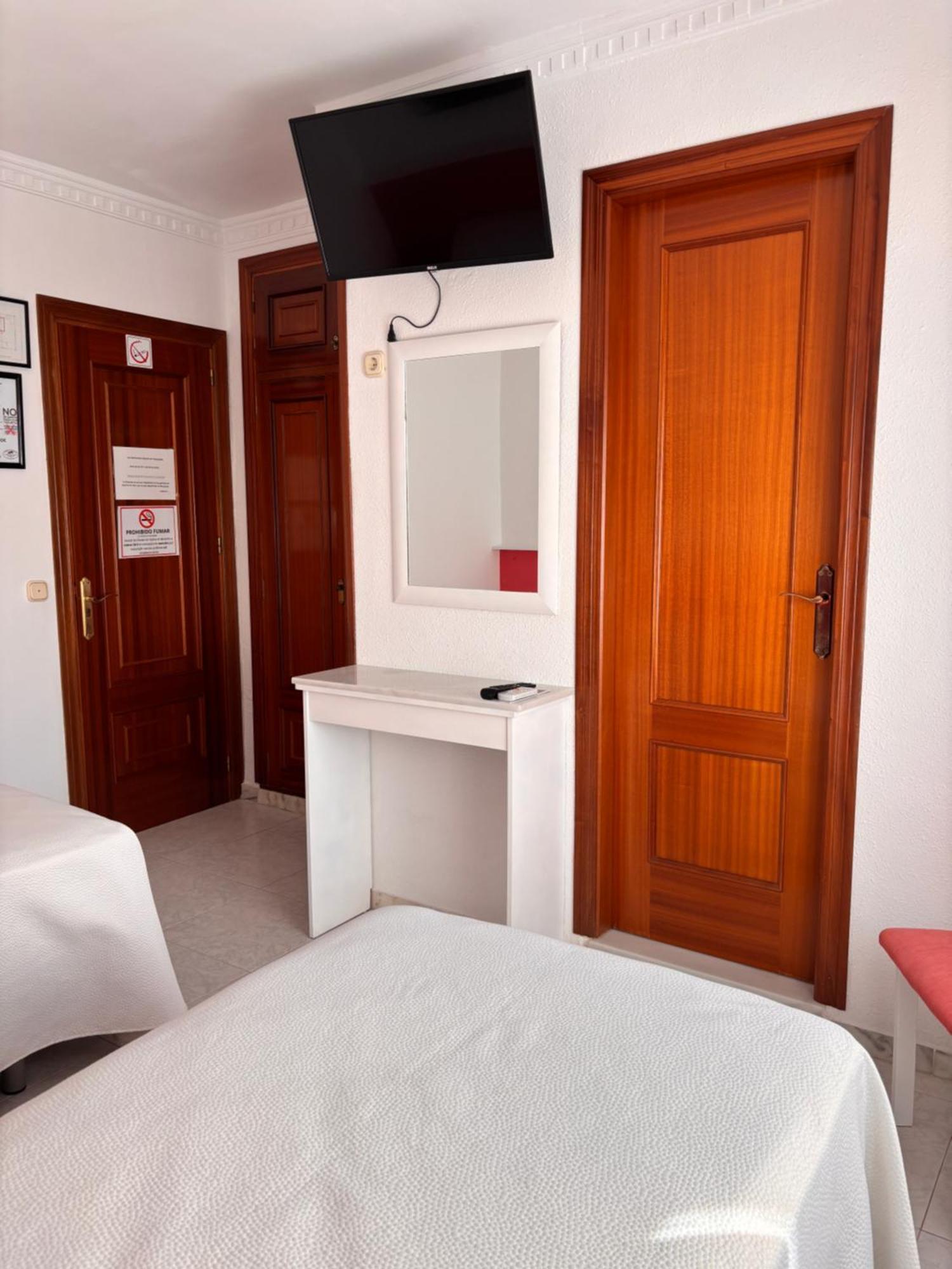 Hostal Las Dunas Cabo De Gata Bagian luar foto