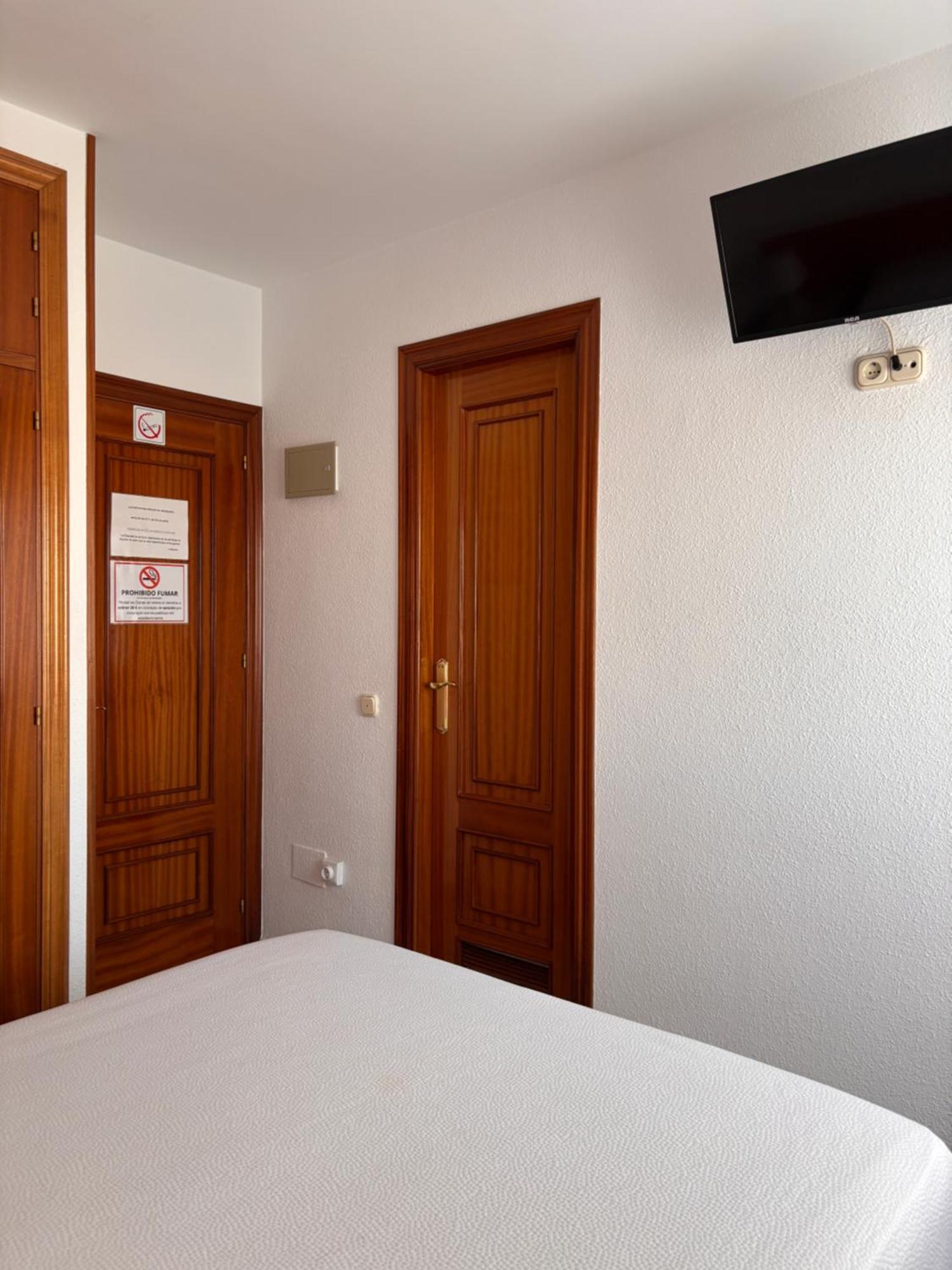 Hostal Las Dunas Cabo De Gata Bagian luar foto