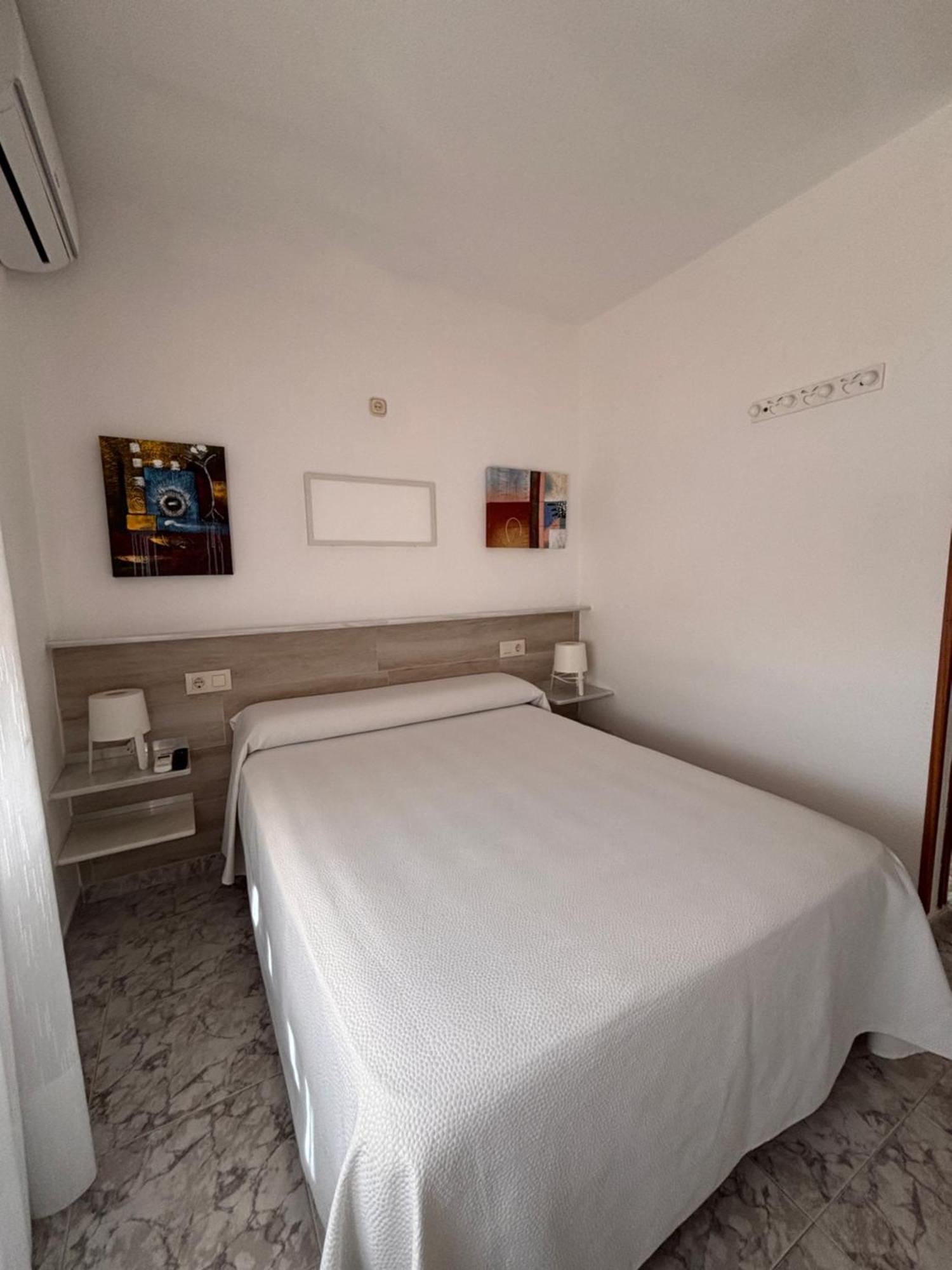 Hostal Las Dunas Cabo De Gata Bagian luar foto