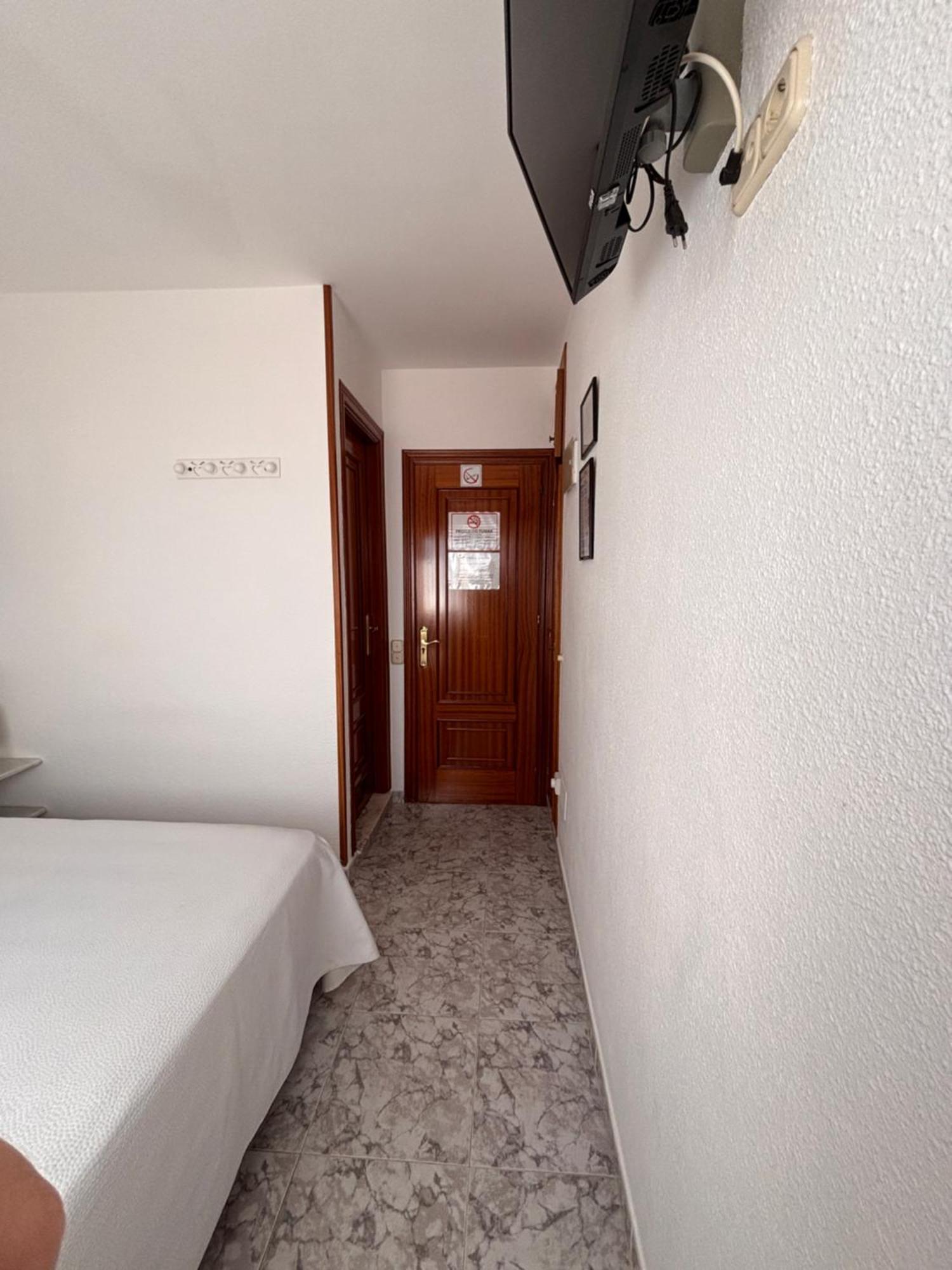 Hostal Las Dunas Cabo De Gata Bagian luar foto