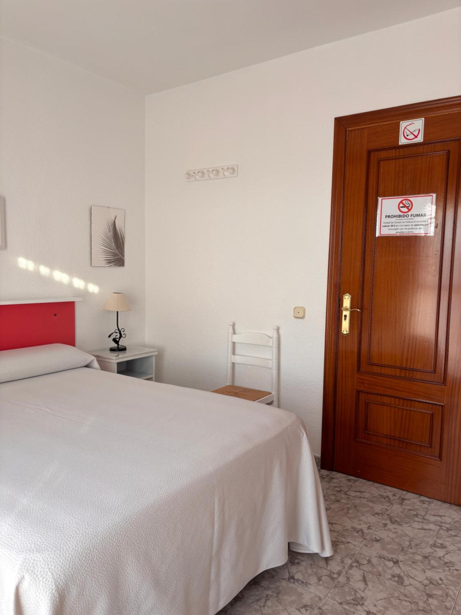 Hostal Las Dunas Cabo De Gata Bagian luar foto