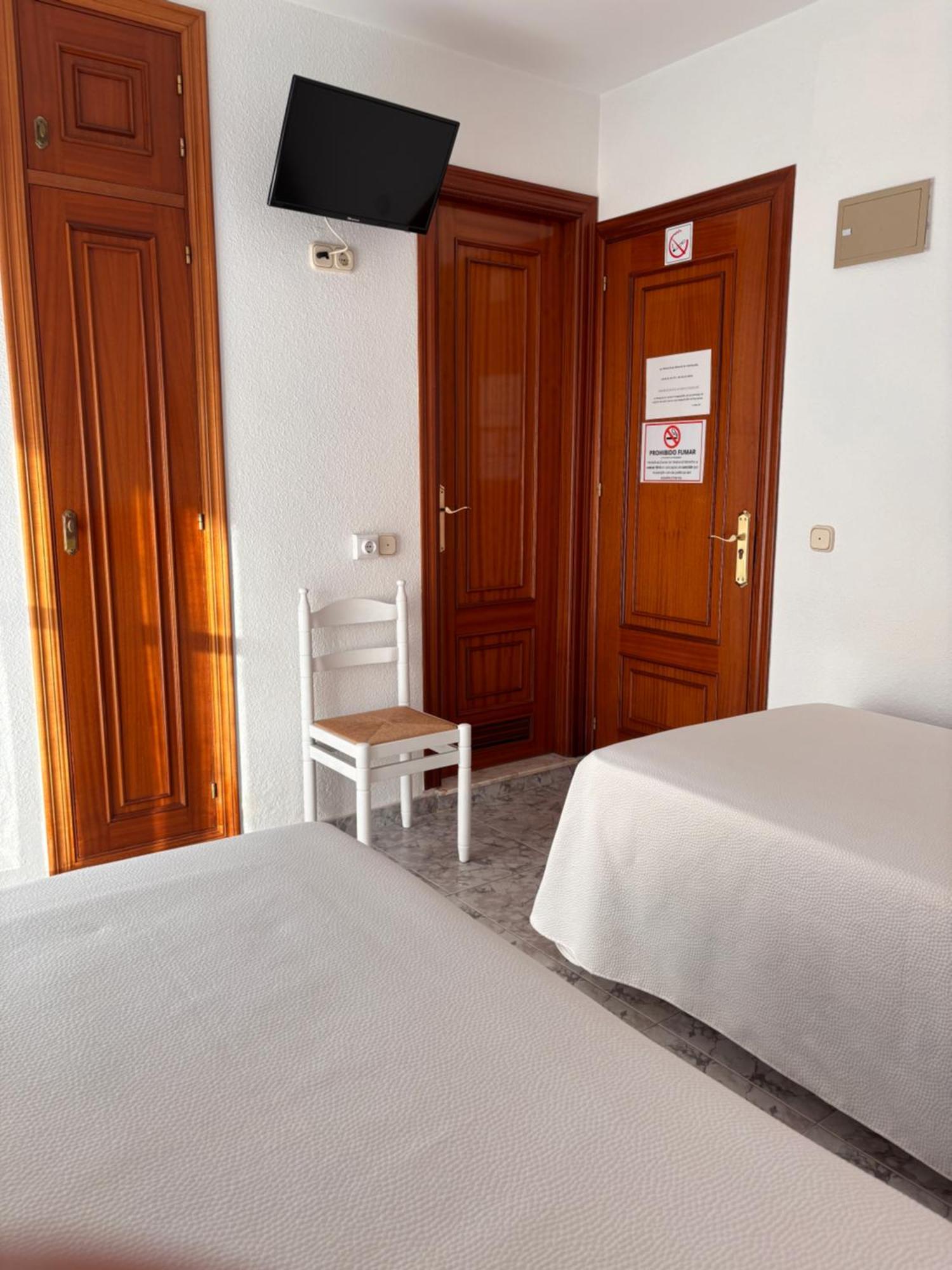 Hostal Las Dunas Cabo De Gata Bagian luar foto